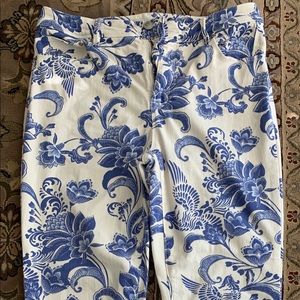 Chico’s size 1 medium crop pants
